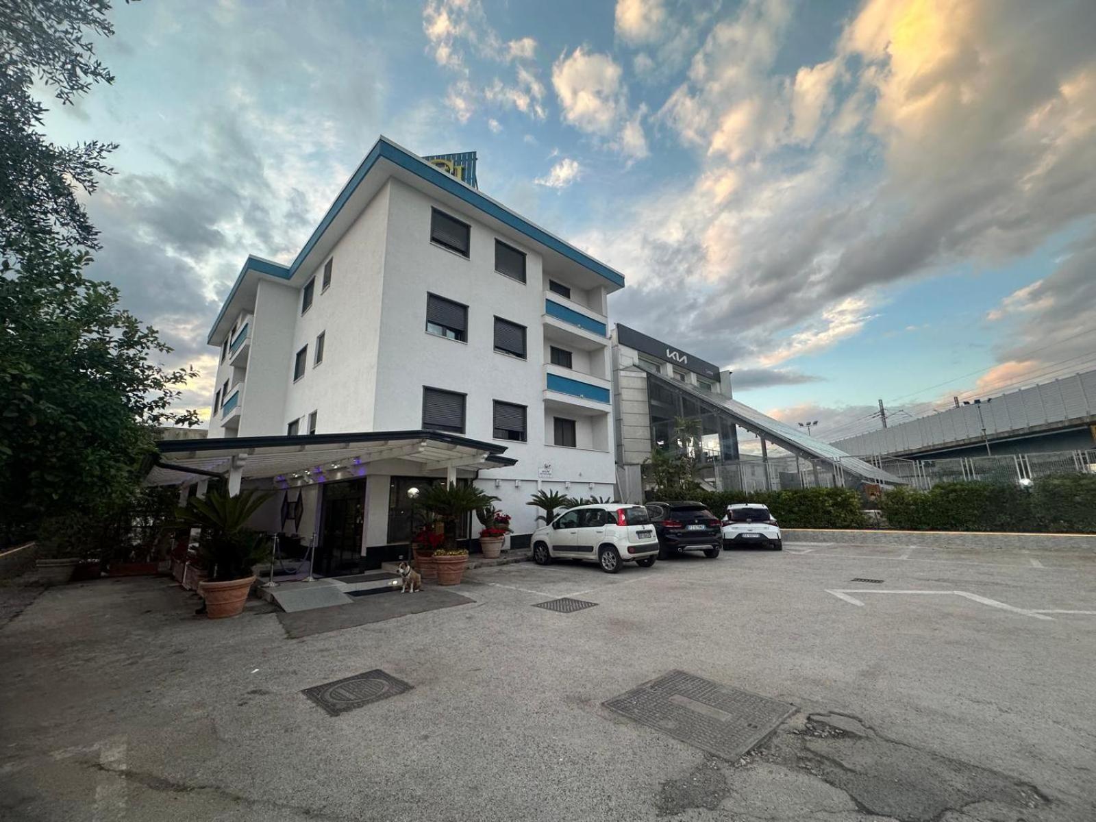 Hotel Clinton Casoria Luaran gambar
