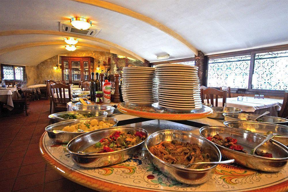 Hotel Clinton Casoria Luaran gambar